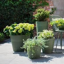 Poteries Van der Gucht terre cuite de qualité à la Pépinière de l’Airial Landes